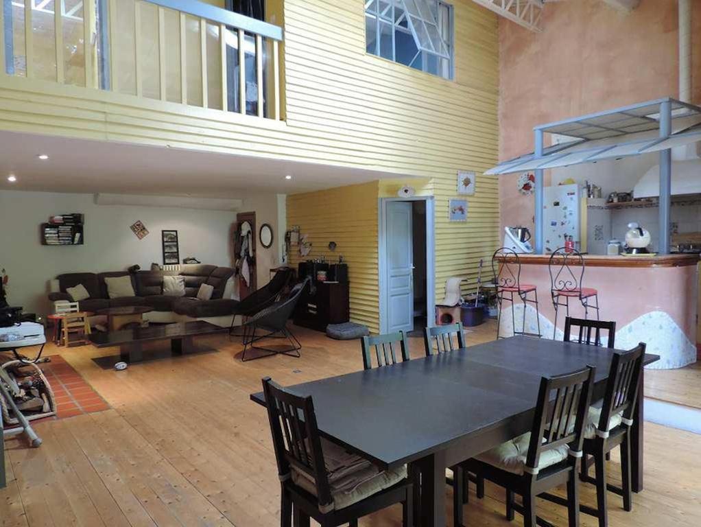 Ferienwohnung Duplex Avec Terrasse Tropezienne Pézenas Exterior foto